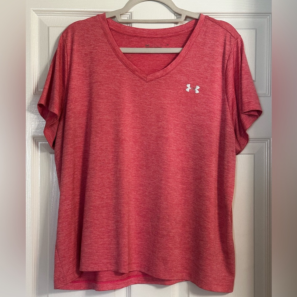 UNDER ARMOUR V-NECK SHORT SLEEVE SHIRT PINK